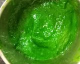 A picture of step 2 of Palak Khichdi.