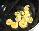 A picture of step 2 of Lau Shorshe Chingri (Bottle Gourd cooked with Prawns & Mustard Paste).