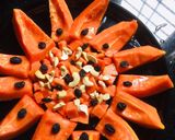 A picture of step 2 of Papaya salad.