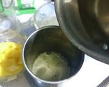 Foto langkah ke 2 dari resep Iced Manggo matcha.