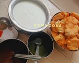 A picture of step 5 of Dahi Vada / Dahi Bhalla.
