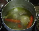 Foto del paso 3 de la receta: Pollo y verduras hervidas