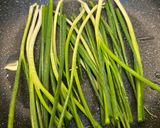 Hình bước làm 4 của món Bánh Hành Hàn Quốc Pajeon (Bánh Xèo Hành Lá)