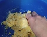 Foto langkah ke 2 dari resep Roti Goreng/Odading/Roti Bantal.