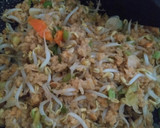 Foto langkah ke 5 dari resep Tumis Toge Oncom.