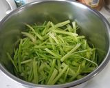 芹菜炒天婦羅的食譜步驟1照片
