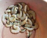 Foto langkah ke 2 dari resep Udang Saus Mentega.