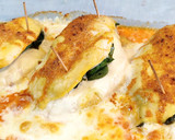 Foto del paso 4 de la receta: Pechugas rellenas de queso de Arzúa y espinacas