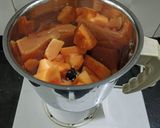 A picture of step 2 of Papaya Smoothie.