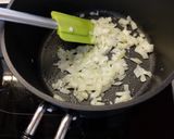 Hình bước làm 2 của món Súp Măng Tây Tôm