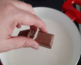 Foto del paso 2 de la receta: Tarta de turrón Suchard y Jijona con galletas Lotus