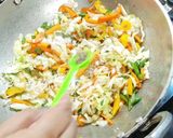 A picture of step 5 of Veg Chilli Garlic Noodles.