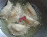 A picture of step 11 of Sahi Namkin Gujhiya.