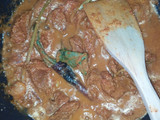 Rendang Daging, coklat, kering, dan Rapuh
