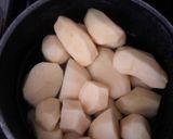 A picture of step 1 of Kwalon Dankali,,,.