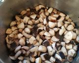 Gomba krémleves 🍄 recept fázis 3 fotója