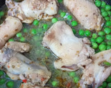 Foto del paso 2 de la receta: Pollo Arvejado