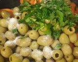 صورة لخطوة 2 من وصفة طاجين زيتون بالدجاج