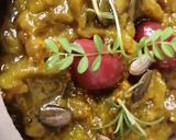 A picture of step 5 of Green Bell Pepper and Kalamata Olive Sauce.