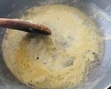 A picture of step 4 of Enchiladas sauce.