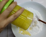 Foto langkah ke 2 dari resep Peyek Kacang Kembang Goyang.
