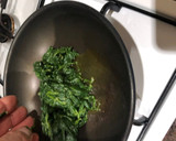 Foto del paso 2 de la receta: Espinacas a la catalana