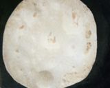 A picture of step 4 of Egg paratha.