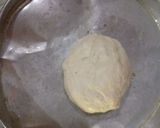 Foto langkah ke 5 dari resep Egg-free button mushroom pizza.