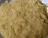 A picture of step 4 of Aloo burger.