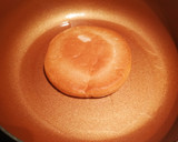 Foto del paso 2 de la receta: Hamburguesa doble de salmón con queso