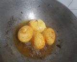 A picture of step 1 of Egg biryani.