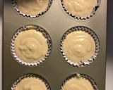Hình bước làm 4 của món Mini strawberry cheesecakes