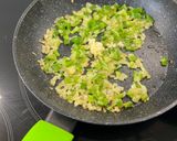 Foto del paso 4 de la receta: Arroz Meloso con Pollo y Verduras para una Persona