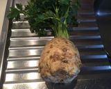 Foto del passaggio 1 della ricetta Insalata di sedano rapa (céleri rémoulade)