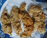 A picture of step 4 of Crispy Chicken Chips.