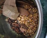 छोले भटूरे (chole bhature recipe in Hindi) रेसिपी चरण 3 फोटो