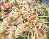 Foto del paso 4 de la receta: Tallarines con espárragos y queso de cabra