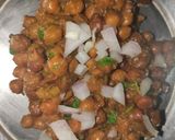 A picture of step 5 of चना घुघनी.