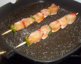 Foto del paso 1 de la receta: Pinchos de pollo y pimientos