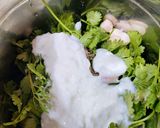 A picture of step 2 of Green chutney.