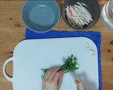 A picture of step 3 of 【蟹柳蒸蛋 / Steam Egg with Crabstick】细滑鲜嫩，无比可口！.