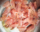 Foto del paso 1 de la receta: Tagliatelle Integral con Gambones a la Marinera