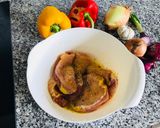 Kaliforniai karaj (avagy nagyon hagymás-paprikás-tejfölös hússzeletek) recept fázis 1 fotója