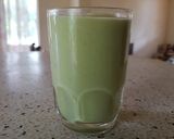 A picture of step 4 of Banana Avacado milkshake.