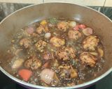 A picture of step 11 of Veg Manchurian with Gravy.