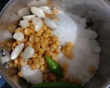 A picture of step 1 of Coconut Chutney.
