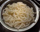 Gombás-brokkolis udon tészta recept fázis 3 fotója