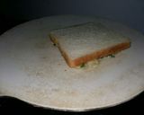A picture of step 6 of Aaloo toast.