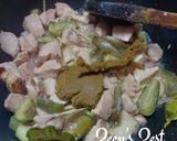 A picture of step 2 of Thai Green Curry Chicken.