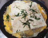 Foto langkah ke 3 dari resep Egg Cheese Potatoes.